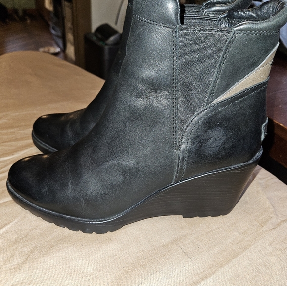 SOREL AFTER HOURS CHELSEA BOOT - WOMEN’S Size 9 - Picture 7 of 8